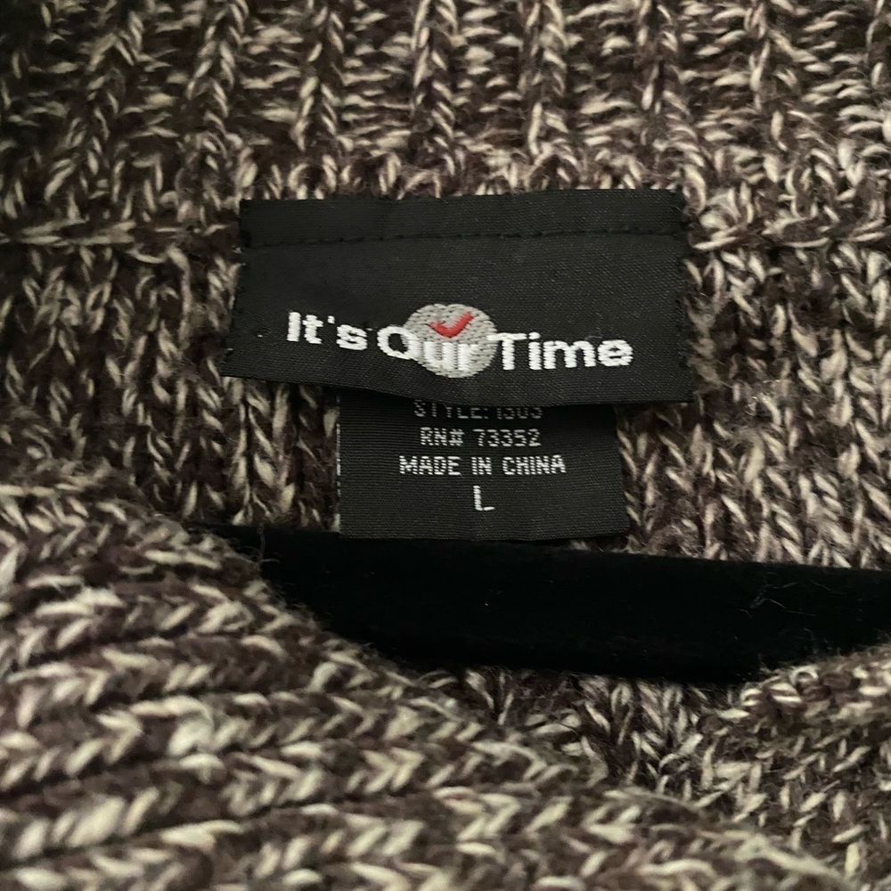 Its Our Time brown knit sweater size Large. Button front. Oversized collar. - Picture 6 of 7